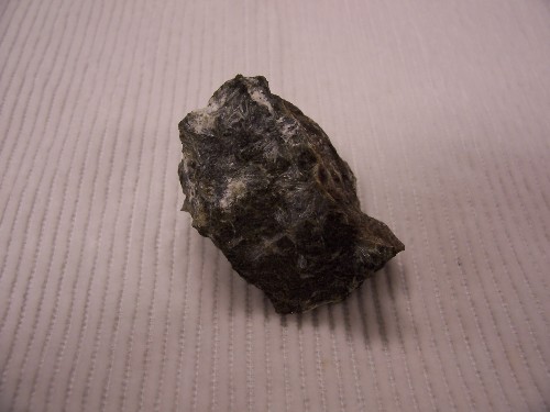  Amphibole (fibrous). Actinolite, Ontario, Canada.